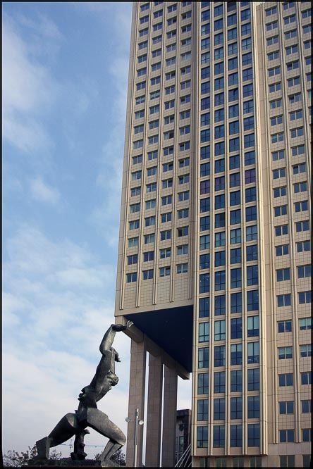 Zadkine - The destroyed city